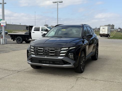 New 2026 Hyundai Tucson Limited image 18