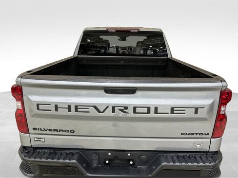 Used 2024 Chevrolet Silverado 1500 Custom Trail Boss w/ LPO, Dark Essentials Package AWD/4WD image 4