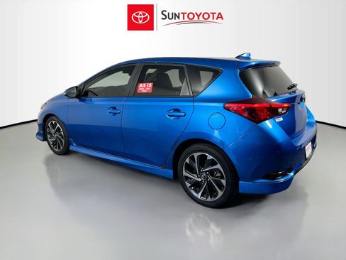 Used 2017 Toyota Corolla iM image 6