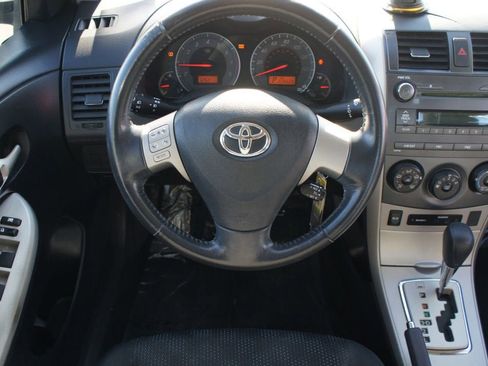 Used 2010 Toyota Corolla S image 5