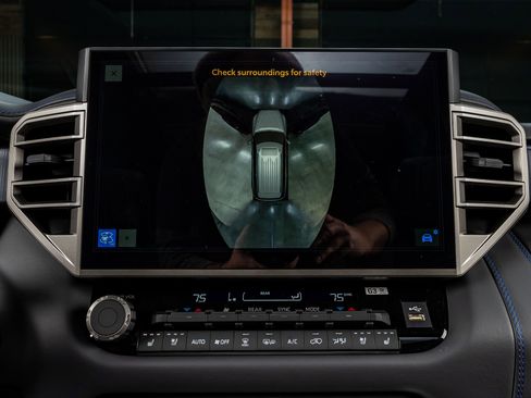 Used 2026 Toyota Sequoia Platinum image 24