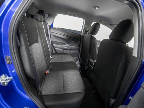 Used 2024 Mitsubishi Outlander Sport LE image 12