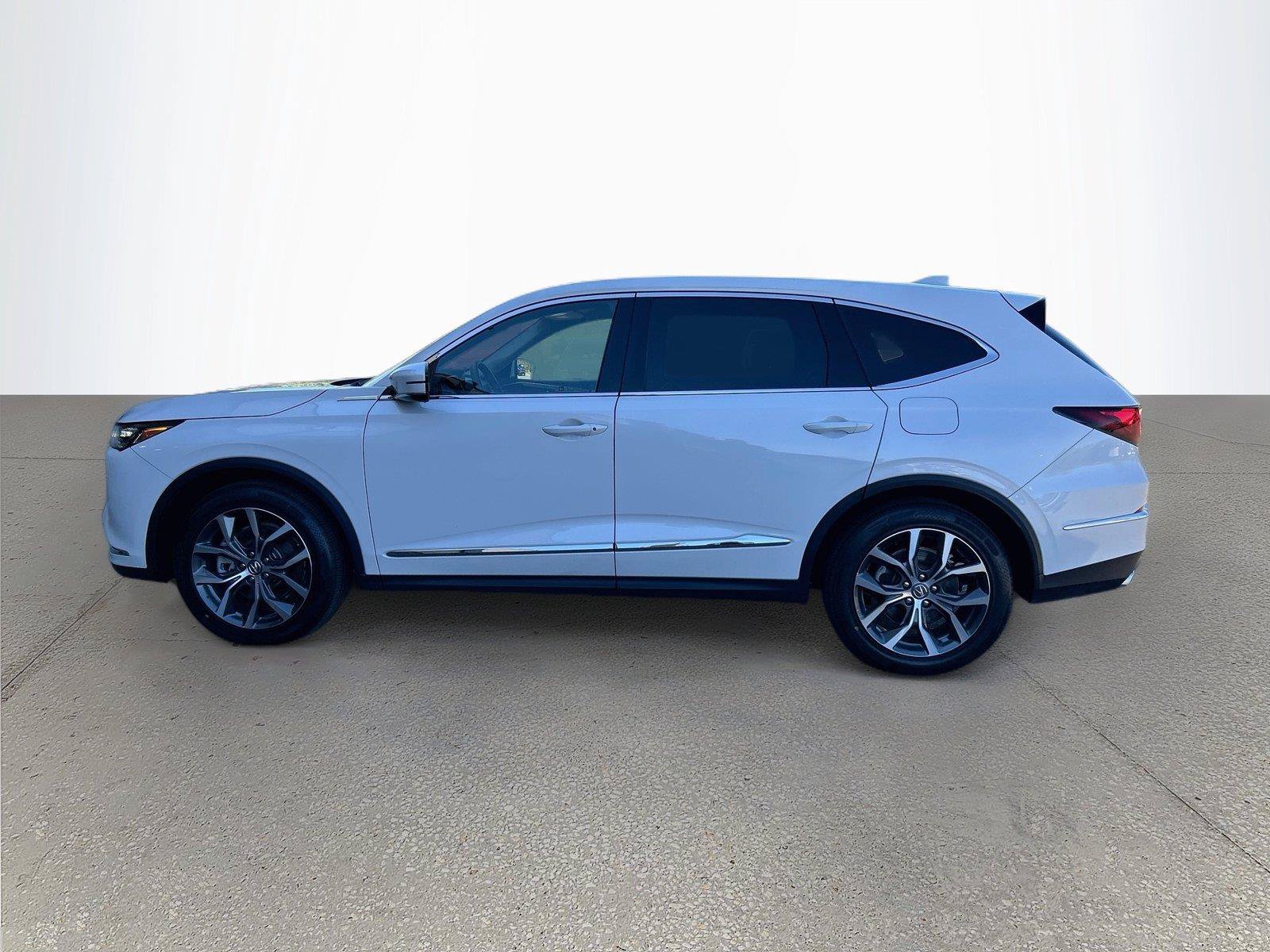 Used 2023 Acura MDX w/ Technology Package AWD/4WD image 7