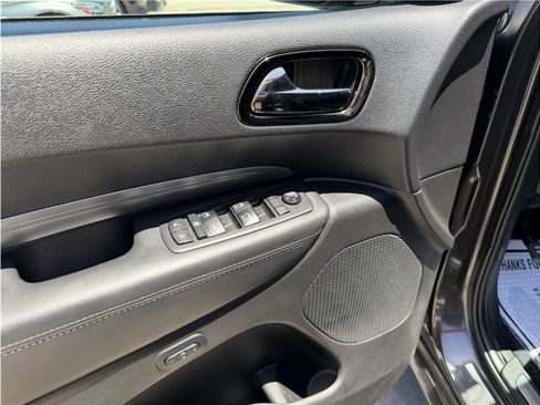 Used 2020 Dodge Durango R/T w/ Blacktop Package RWD image 17