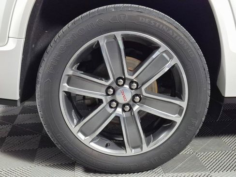 Used 2017 GMC Acadia Denali w/ Technology Package image 27