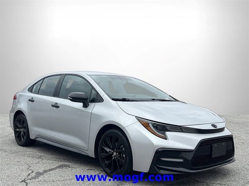 Used 2022 Toyota Corolla SE image 4
