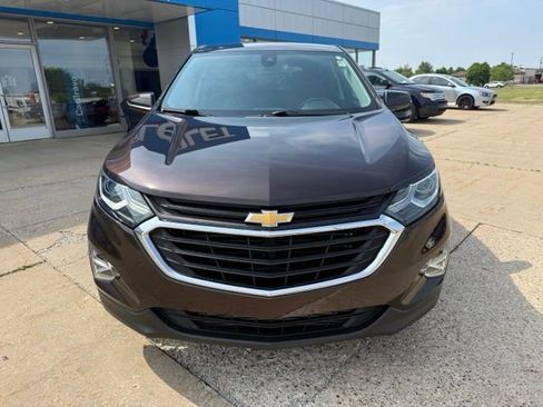 Used 2020 Chevrolet Equinox LT w/ Driver Convenience Package FWD image 8