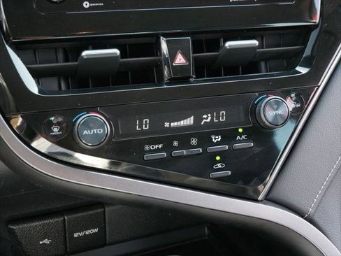 Certified 2023 Toyota Camry SE FWD image 18
