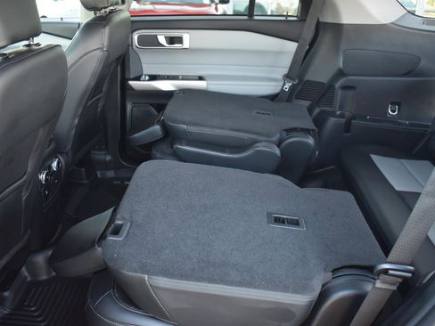 Used 2024 Ford Explorer XLT w/ Equipment Group 202A image 47