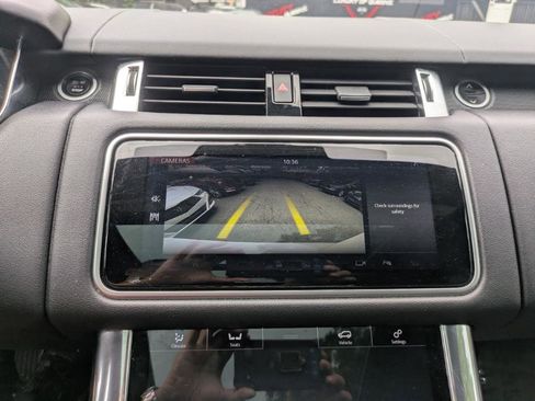 Used 2018 Land Rover Range Rover Sport HSE image 17