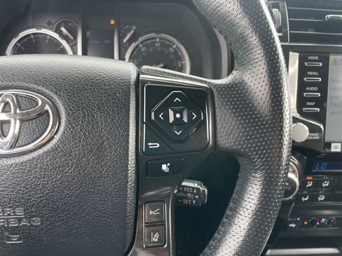 Used 2020 Toyota 4Runner Limited image 20