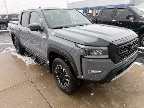 Used 2022 Nissan Frontier PRO-4X image 7