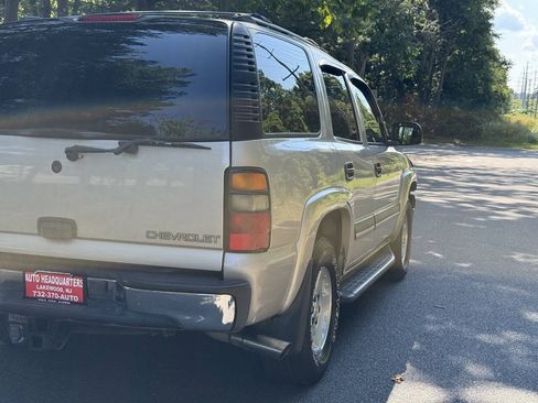Used 2004 Chevrolet Tahoe LS w/ Preferred Equipment Group AWD/4WD image 6