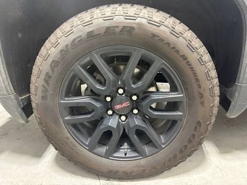 Used 2021 GMC Sierra 1500 Elevation w/ Preferred Package AWD/4WD image 7