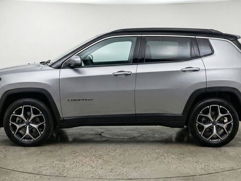 Used 2025 Jeep Compass Limited image 5