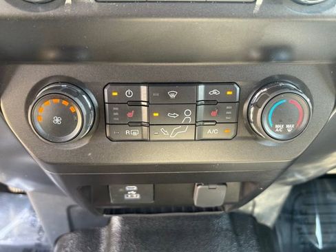 Used 2022 Ford F250 XLT w/ XLT Premium Package AWD/4WD image 20