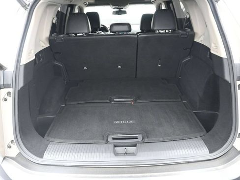 Used 2021 Nissan Rogue SL AWD/4WD image 34