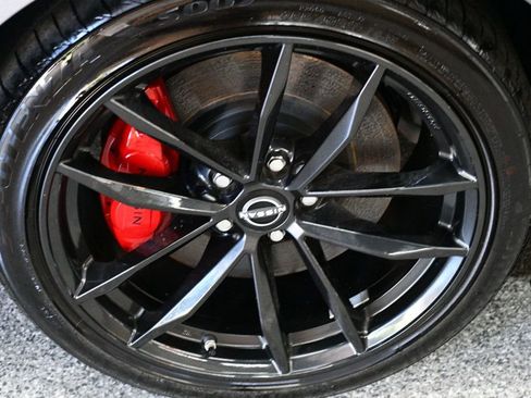 Used 2024 Nissan Z Performance w/ Floor Mat Package RWD image 17