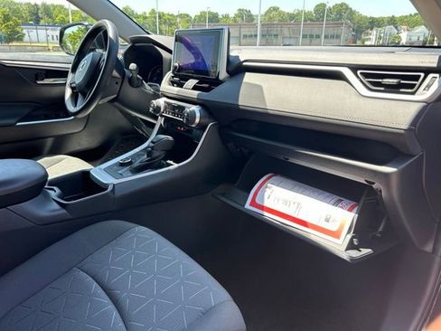 Certified 2023 Toyota RAV4 AWD Hybrid image 32