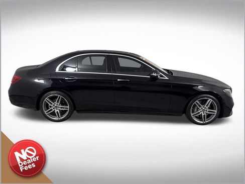 Used 2018 Mercedes-Benz E 300 image 2