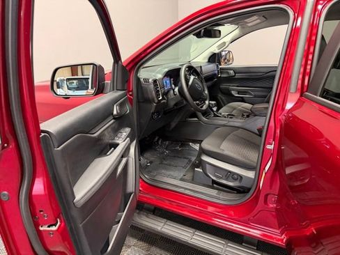 Used 2025 Ford Ranger XLT w/ Equipment Group 301A High AWD/4WD image 14