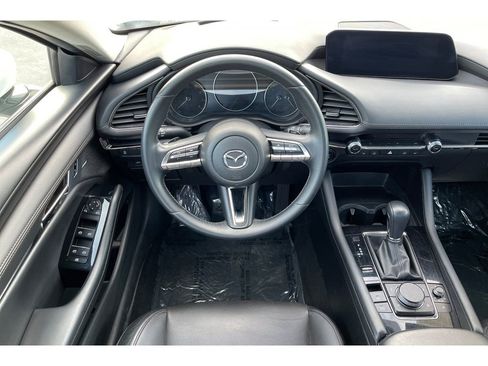 Certified 2022 MAZDA MAZDA3 s image 17