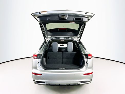 Used 2024 Mitsubishi Outlander SE Black Edition image 31