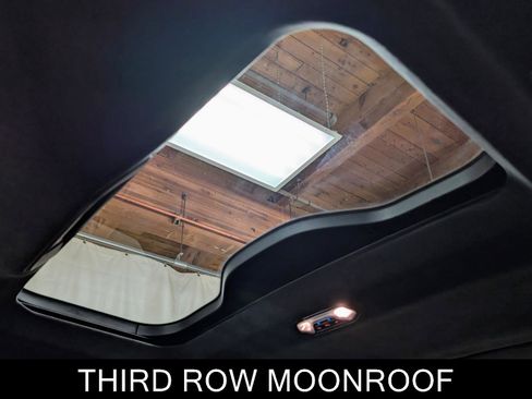 Used 2026 BMW X7 xDrive40i w/ Executive Package image 24