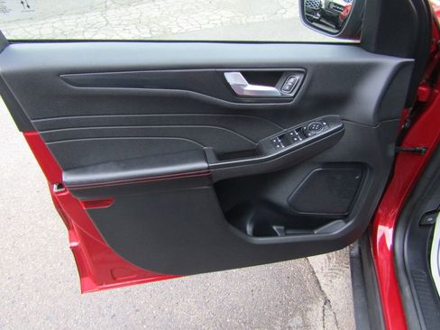 Used 2024 Ford Escape ST-Line w/ Tech Pack #1 image 16