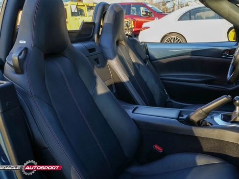 Used 2016 MAZDA MX-5 Miata Grand Touring image 29