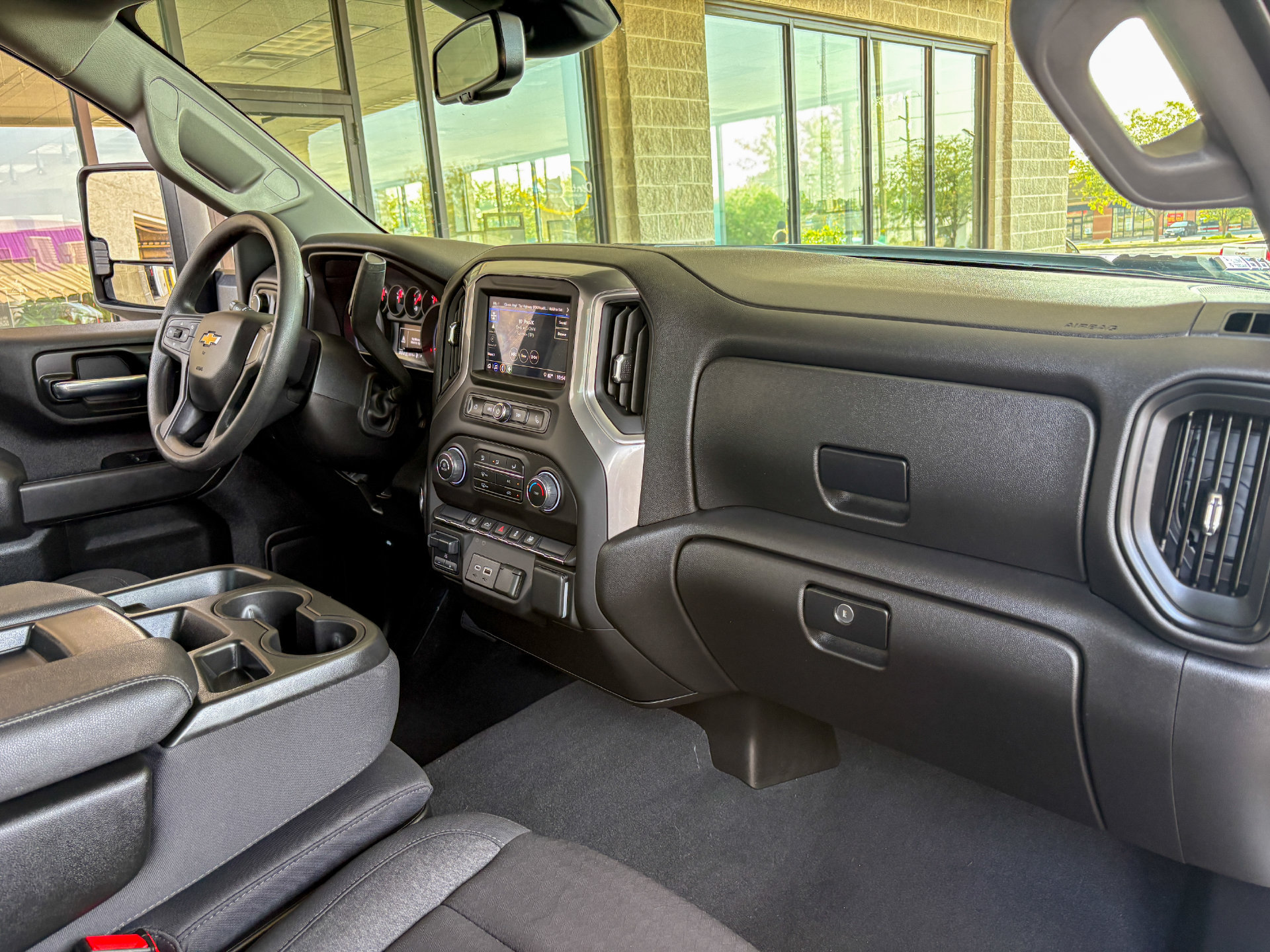 Used 2025 Chevrolet Silverado 2500 Custom w/ Custom Convenience Package AWD/4WD image 26