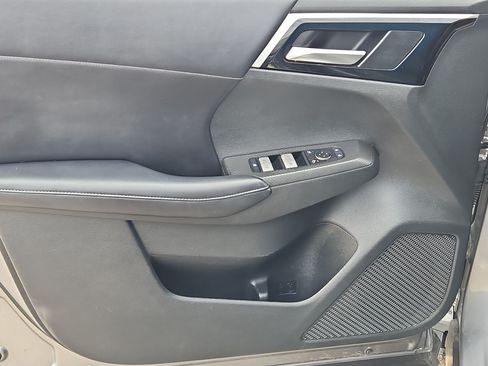 Used 2022 Mitsubishi Outlander SE AWD/4WD image 11