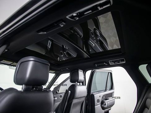 Used 2021 Land Rover Range Rover Westminster Edition image 26