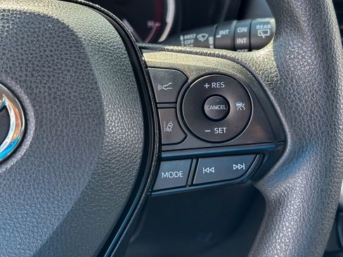 Certified 2024 Toyota RAV4 XLE AWD/4WD image 30