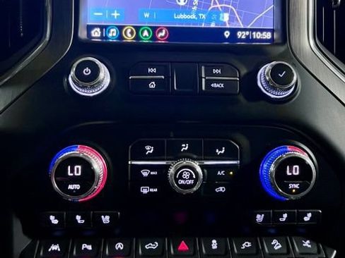 Used 2019 GMC Sierra 1500 Denali w/ Denali Ultimate Package AWD/4WD image 16