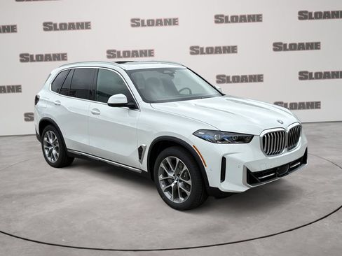 New 2026 BMW X5 xDrive40i w/ Premium Package AWD/4WD image 7