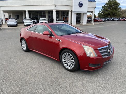 Used 2011 Cadillac CTS Coupe image 34