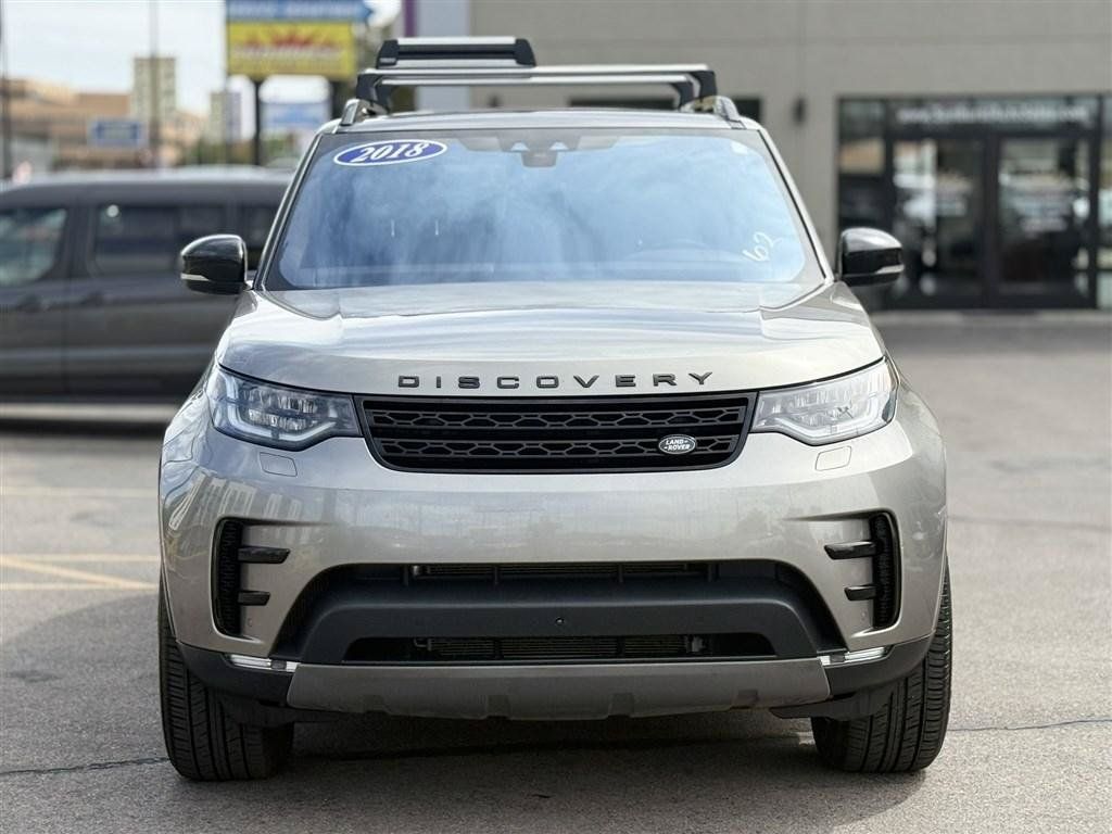 Used 2018 Land Rover Discovery HSE AWD/4WD image 2