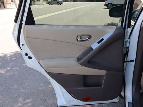 Used 2012 Nissan Murano SV AWD/4WD image 24