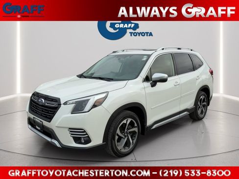 Used 2022 Subaru Forester Touring image 1