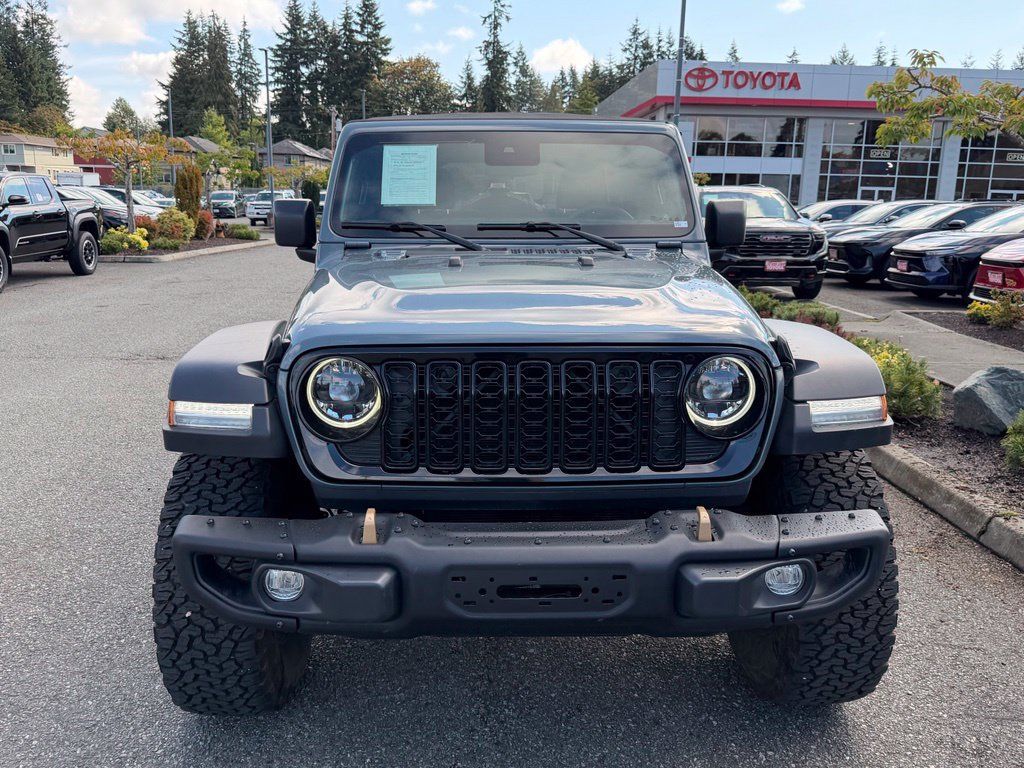 Used 2024 Jeep Wrangler Unlimited Sport AWD/4WD image 5