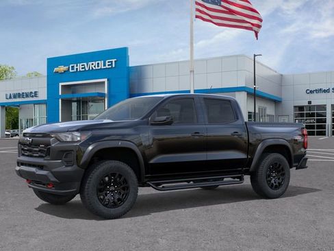 New 2026 Chevrolet Colorado Trail Boss AWD/4WD image 2