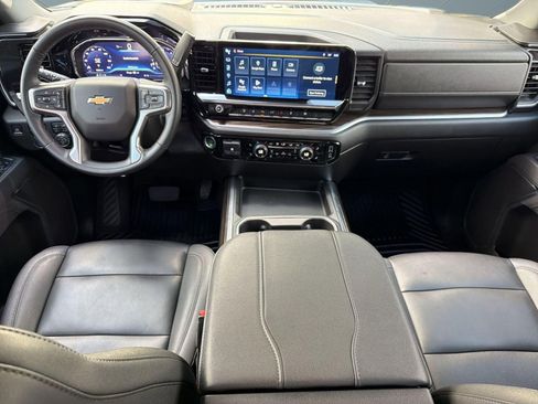 Used 2025 Chevrolet Silverado 2500 LT w/ Texas Edition image 16