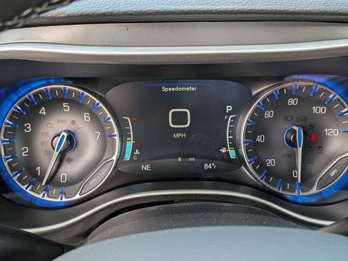 New 2026 Chrysler Pacifica Select image 22