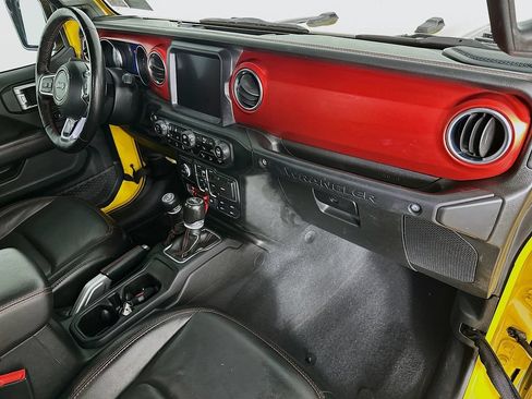 Used 2020 Jeep Wrangler Unlimited Rubicon AWD/4WD image 30