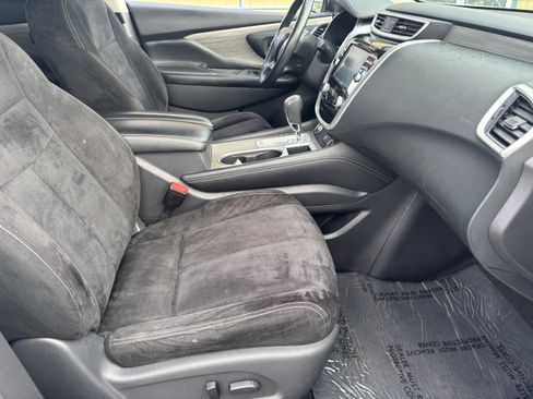 Used 2018 Nissan Murano SV FWD image 28