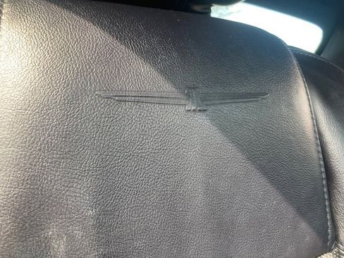 Used 2004 Ford Thunderbird image 22