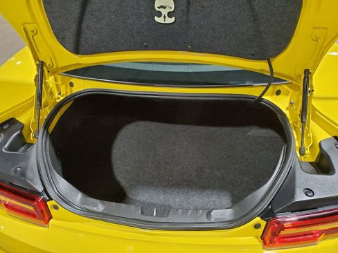 Used 2014 Chevrolet Camaro SS w/ RS Package image 40