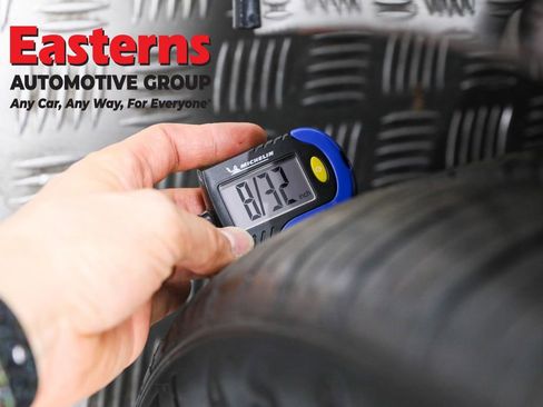 Used 2015 Ford Mustang GT Premium w/ Equipment Group 401A RWD image 27