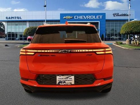 New 2025 Chevrolet Equinox EV RS image 3